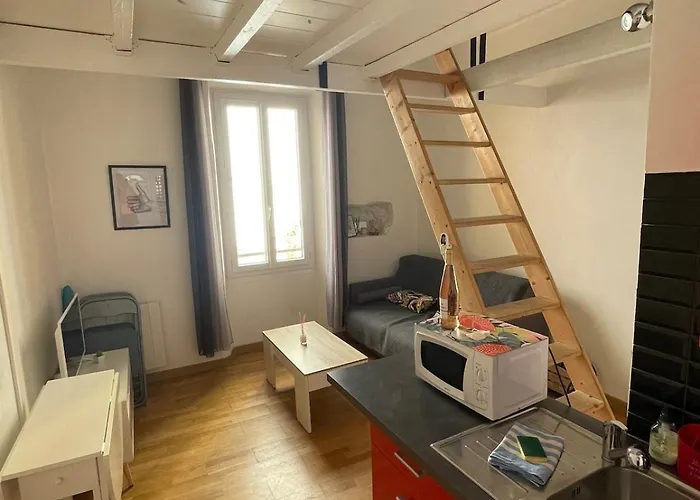 Studio Centre Ville A 5Min Plages, Palais Et Gare